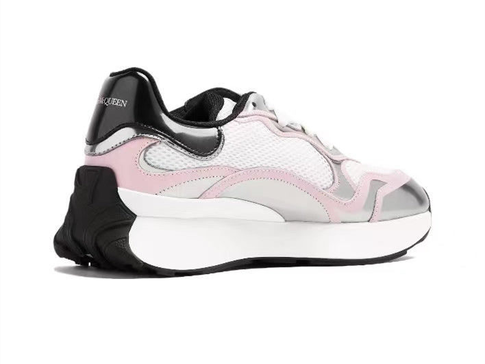 Alexander Mcqueen Women's Sprint Runner in White/pale Pink/black/silver