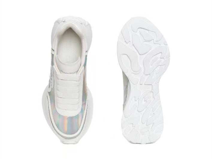 Alexander Mcqueen Women's Sprint Runner in White/silver