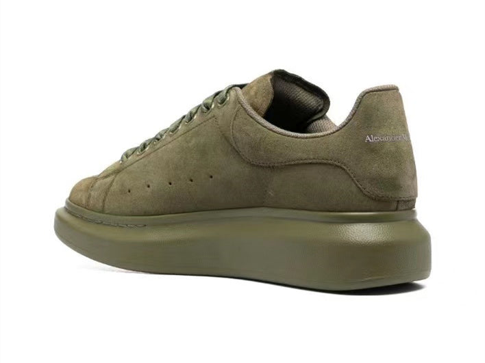 Alexander Mcqueen Men's Oversized Sneaker in Military Green