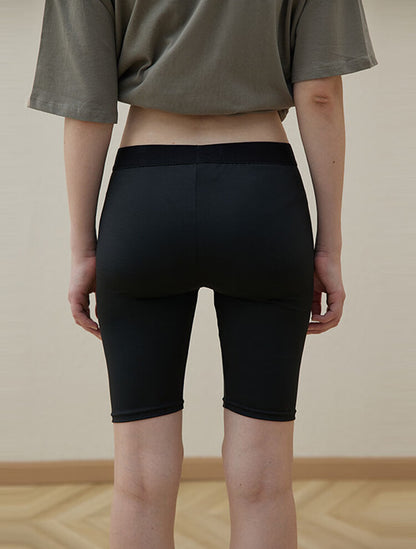FEAR OF GOD ESSENTIALS Tight stretch sports shorts