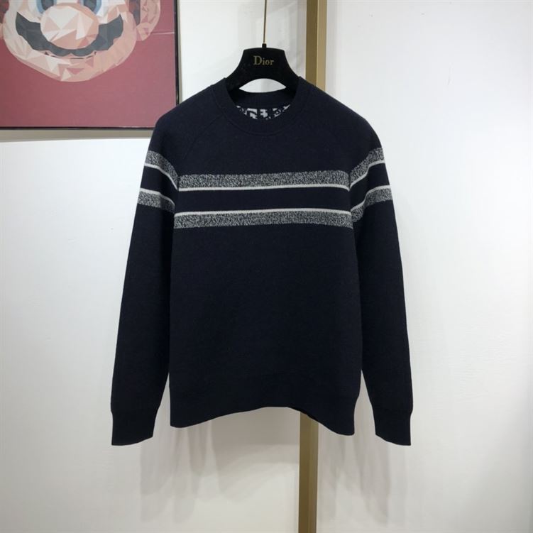 DIOR REVERSIBLE ROUND-NECK SWEATER – DOS016