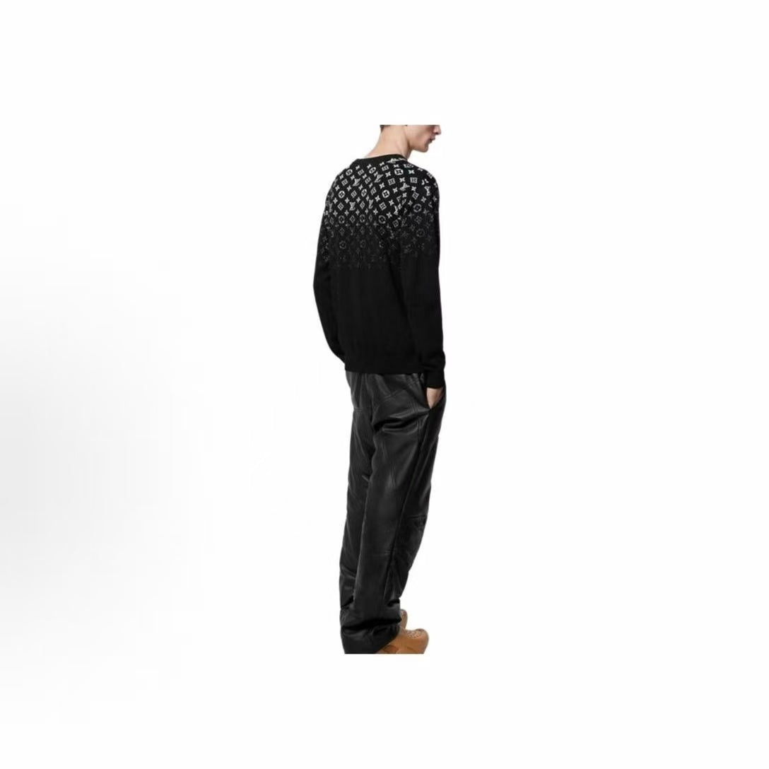 LOUIS VUITTON FW23 Gradient Logo Print Round-neck Sweater for Men