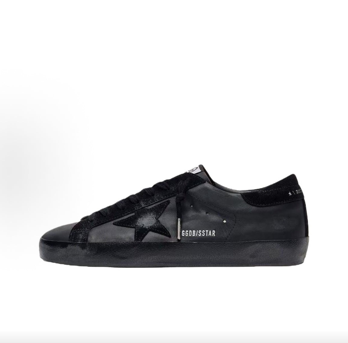 Golden Goose Men's Super-Star Low-Top Sneakers – Black Suede with Star Motif, Round Toe, Lace-Up, and Vintage Finish