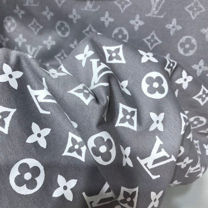 LOUIS VUITTON LVSE MONOGRAM GRADIENT T-SHIRT – LVTS055