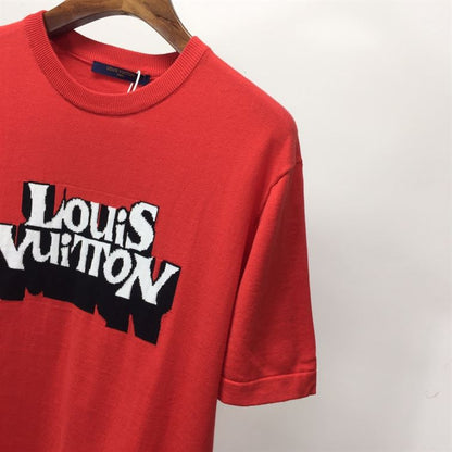 LOUIS VUITTON GRAPHIC SHORT-SLEEVED T-SHIRT – LVTS030