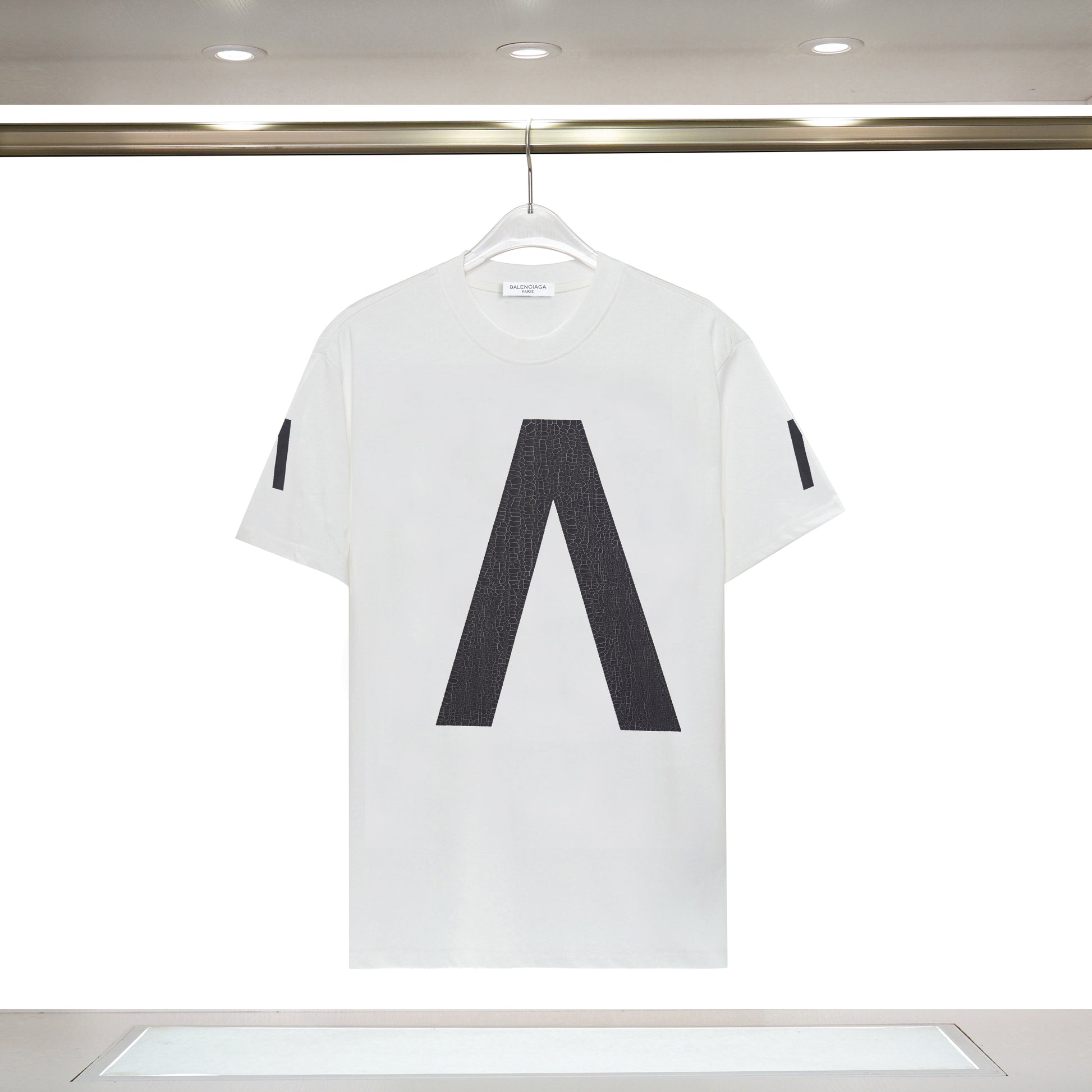 Balenciga logo tee xh9088 white