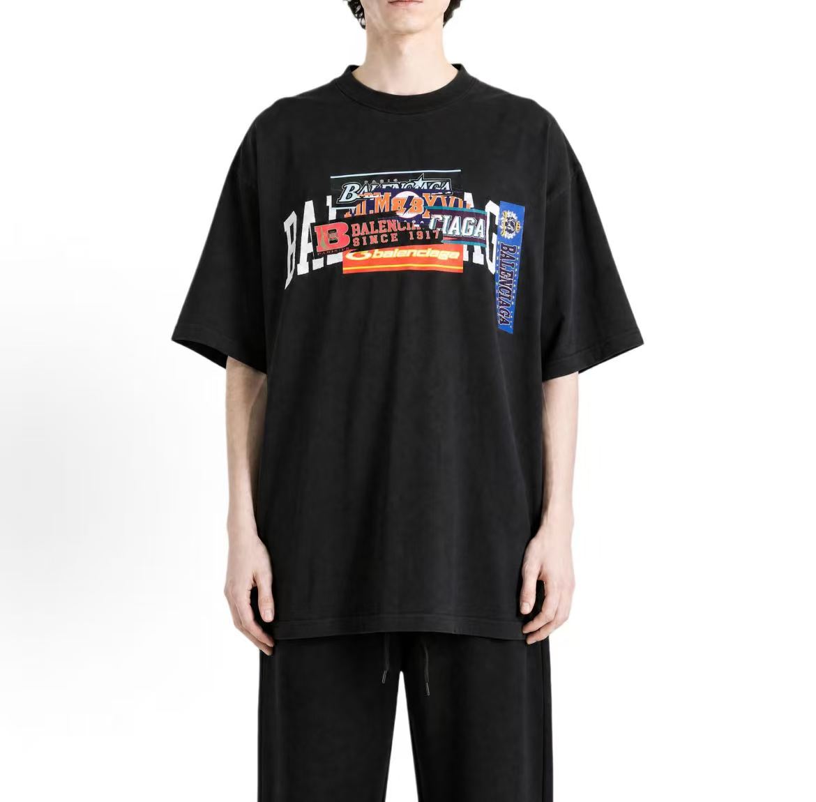 Balenciaga Streetwear Fall/Winter 2026 Round-neck Sticker Pattern Short-Sleeved T-Shirt Regular Fit Men's Style