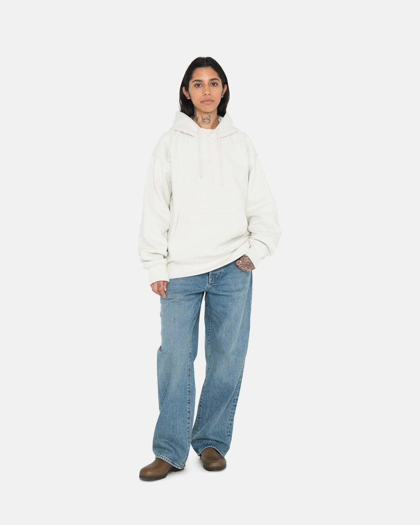 SWEAT À CAPUCHE AVEC APPLICATION AU DOS