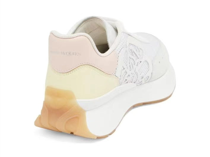 Alexander Mcqueen Women's Sprint Runner in White/pearl/blush/anise