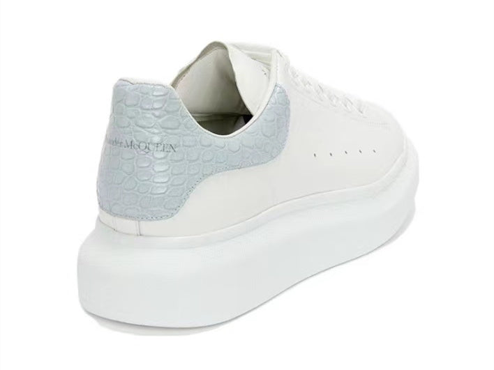 Alexander Mcqueen Oversized Sneaker in Blue/White