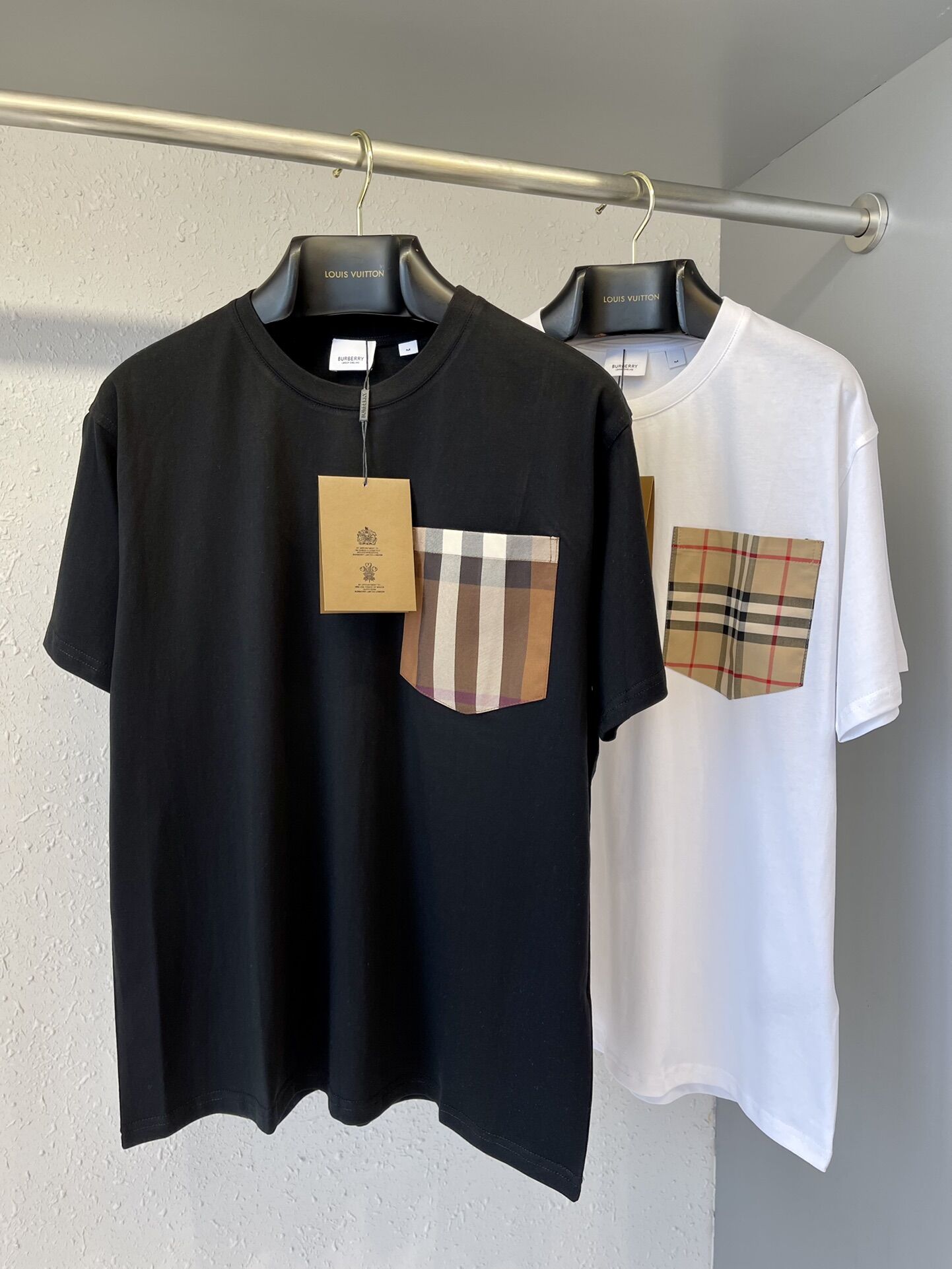 BURBERRY VINTAGE CHECK POCKET COTTON OVERSIZED T-SHIRT – BRS013