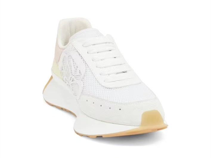 Alexander Mcqueen Women's Sprint Runner in White/pearl/blush/anise