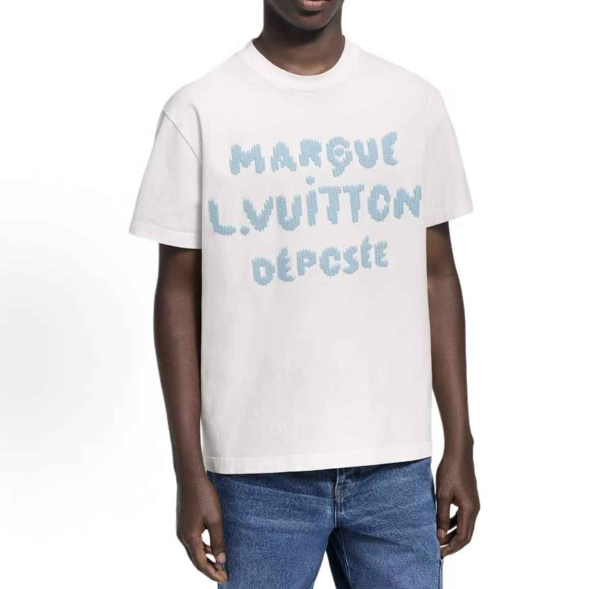LOUIS VUITTON SS26 Round-neck Letter Embroidery Design T-shirt - Standard Size - Men's Style - White