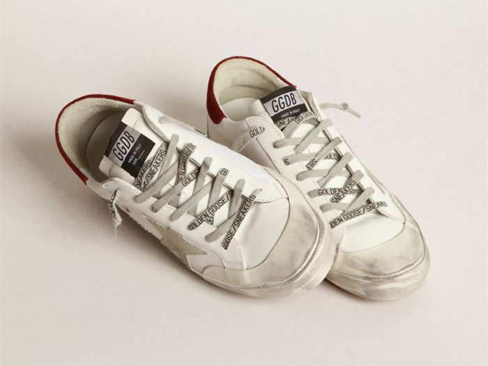 أحذية سنيكرز سوبر ستار من GOLDEN GOOSE مع غطاء مطاطي للمقدمة