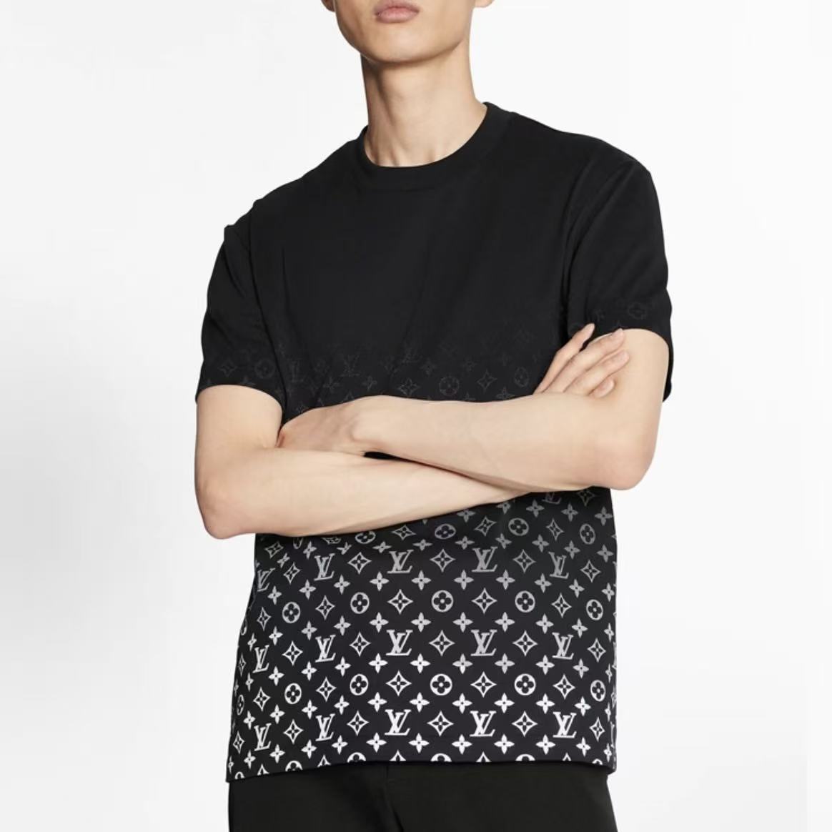 LOUIS VUITTON T-shirt with full logo print, gradient round-neck short sleeve, men's style, black color