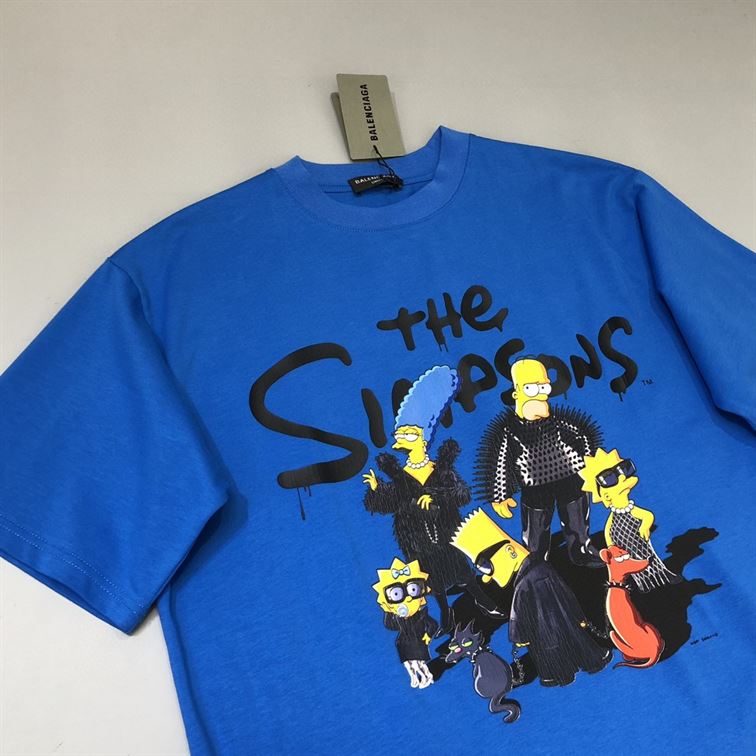 BALENCIAGA MEN’S THE SIMPSONS TM &  20TH TELEVISION T-SHIRT OVERSIZED IN INDIGO – BAS006
