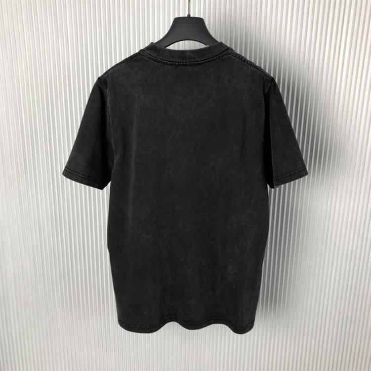 LOUIS VUITTON GRAPHIC LV SIGNATURE T-SHIRT – LVTS072