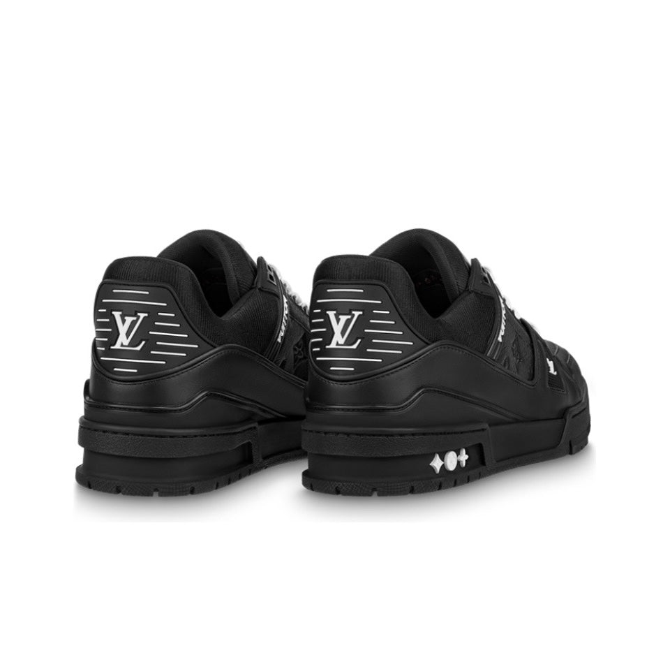 LOUIS VUITTON TRAINER SNEAKER WITH WOOL IN BLACK CALF LEATHER   LSVT124