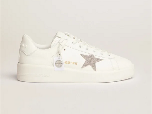 أحذية رياضية GOLDEN GOOSE Purestar من الجلد الأبيض مع نجمة كريستالية فضية اللون