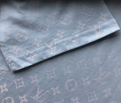 LOUIS VUITTON LVSE MONOGRAM GRADIENT T-SHIRT – LVTS044