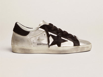 GOLDEN GOOSE حذاء Super-Star نسائي من الجلد الفضي بلمسات متباينة