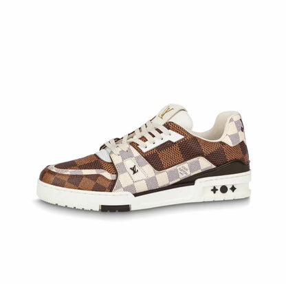LOUIS VUITTON RIVOLI SNEAKER   LSVT136