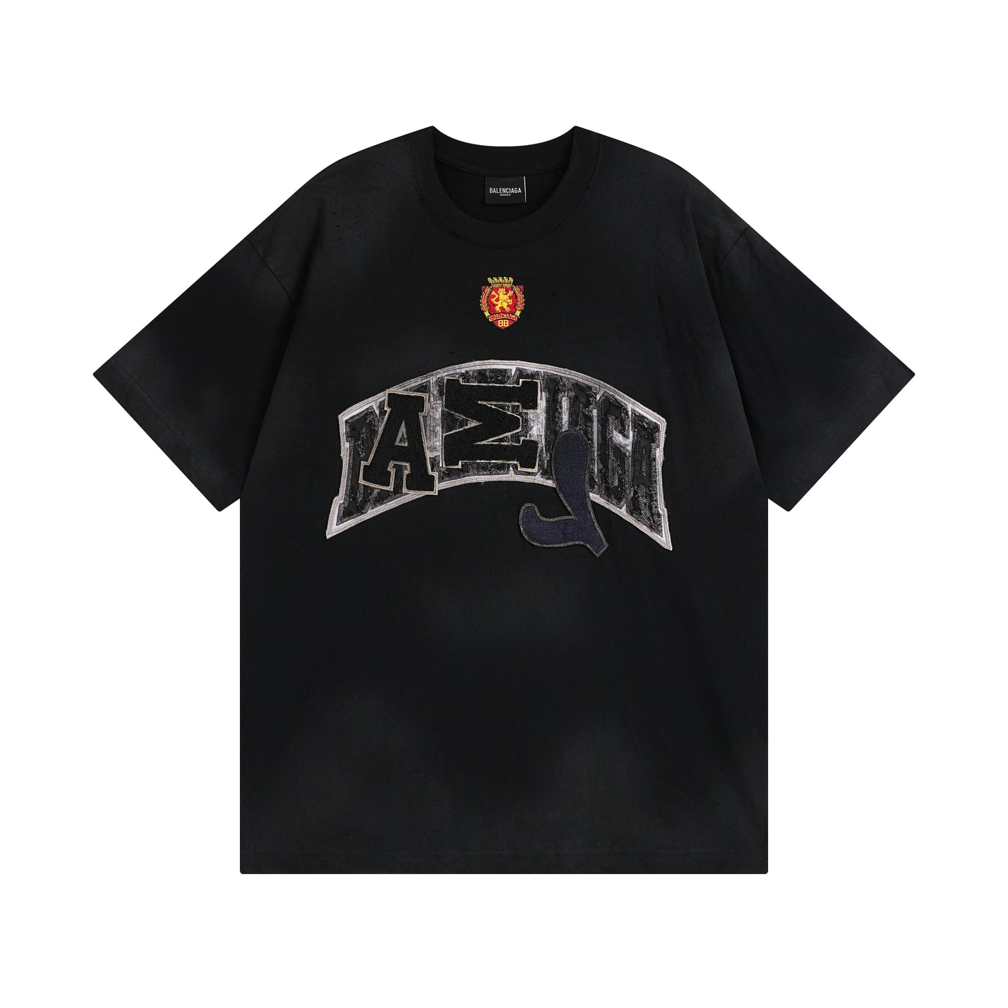 Balenciga logo tee distressed style black