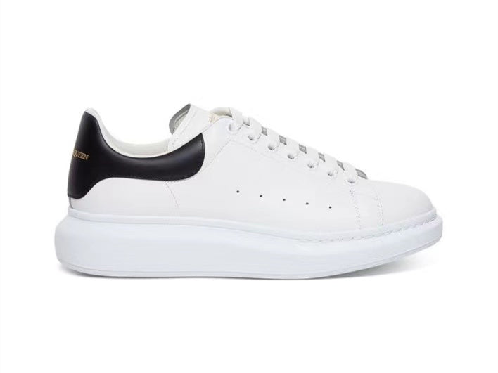 Alexander Mcqueen Men's Oversized Sneaker in White/black