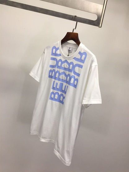 BURBERRY LOGO PRINT COTTON OVERSIZED T-SHIRT IN WHITE/BLUE – BRS005