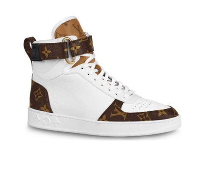 LOUIS VUITTON RIVOLI SNEAKER   LSVT53