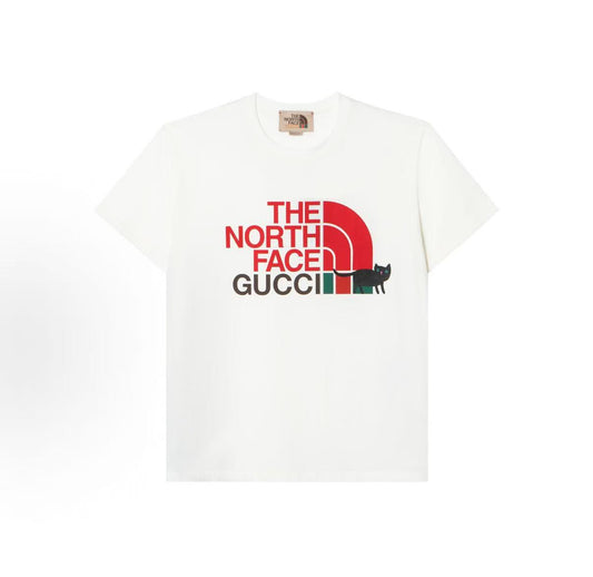 GUCCI x THE NORTH FACE GUCCI x THE NORTH FACE collaboration SS22 cat-print round-neck short-sleeved T-shirt for women, in white color.