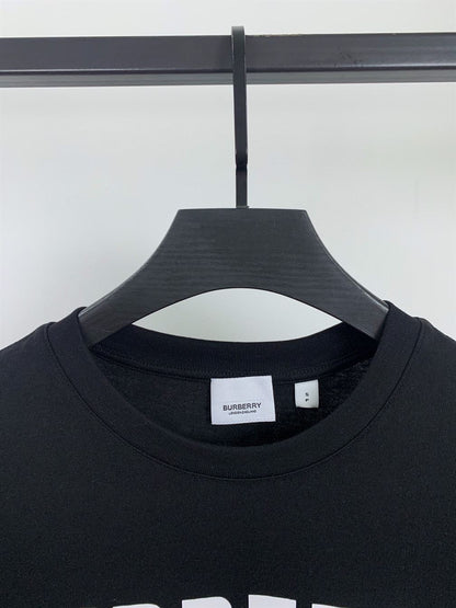 BURBERRY LOGO PRINT COTTON T-SHIRT IN BLACK – BRS008