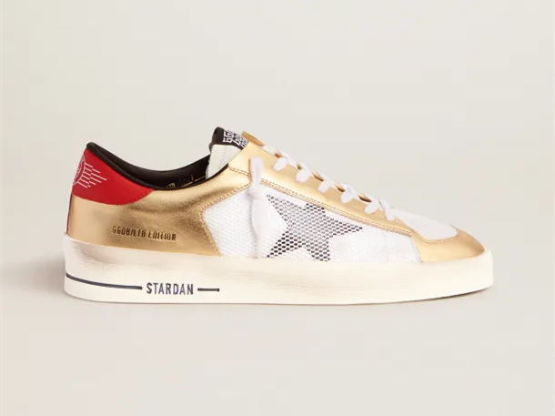 أحذية سنيكرز Stardan من GOLDEN GOOSE بلمسات ذهبية