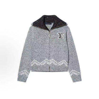 LOUIS VUITTON × Nigo Collaboration Collection for FW25 Winter Season - Fish Pattern Plaid Collar Sweater Coat for Men - Light Gray