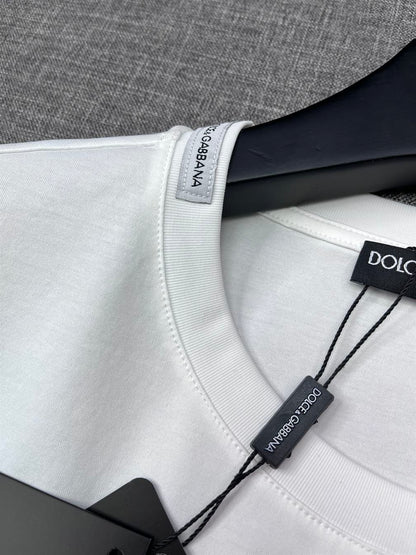 DOLCE & GABBANA COTTON T-SHIRT WITH DG PATCH – DT010