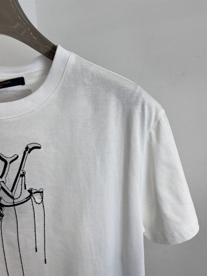 LOUIS VUITTON LV PENDANT EMBROIDERY T-SHIRT – LVTS0017