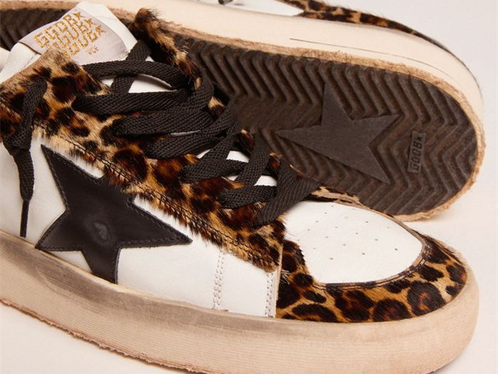 حذاء سنيكرز Stardan من GOLDEN GOOSE بالجلد الأسود بالكامل بلمسة نهائية عتيقة