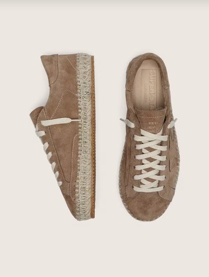 Golden Goose Super-Star in tobacco suede with beige suede star and rope sole