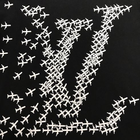 LOUIS VUITTON LV PLANES PRINTED T-SHIRT BLACK – LVTS029