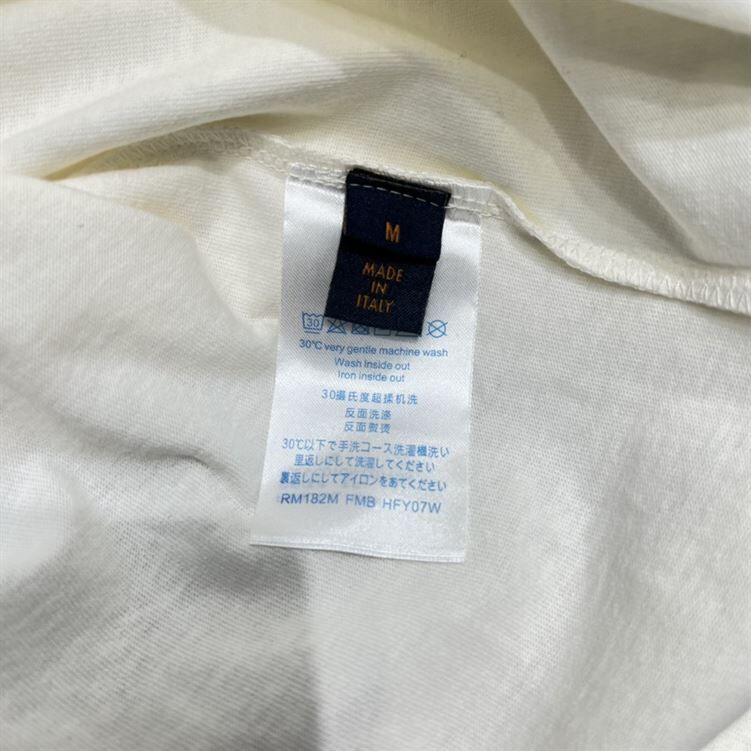 LOUIS VUITTON X NIGO EMBROIDERED MOCKNECK WHITE T-SHIRT – LVTS056