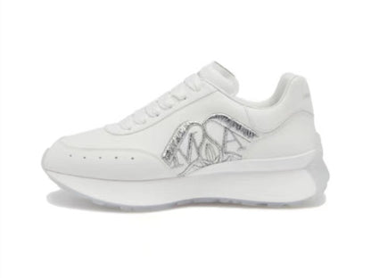 Alexander Mcqueen Women's Sprint Runner in White/silver