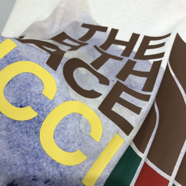 GUCCI IVORY HEAVY JERSEY WITH THE NORTH FACE X GUCCI TRAIL PRINT – GGS008