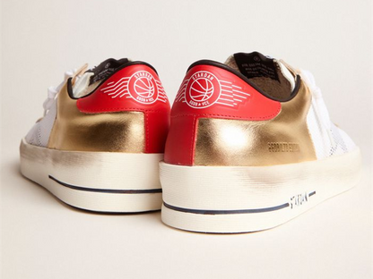 أحذية سنيكرز Stardan من GOLDEN GOOSE بلمسات ذهبية