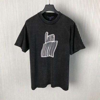 LOUIS VUITTON GRAPHIC LV SIGNATURE T-SHIRT – LVTS072