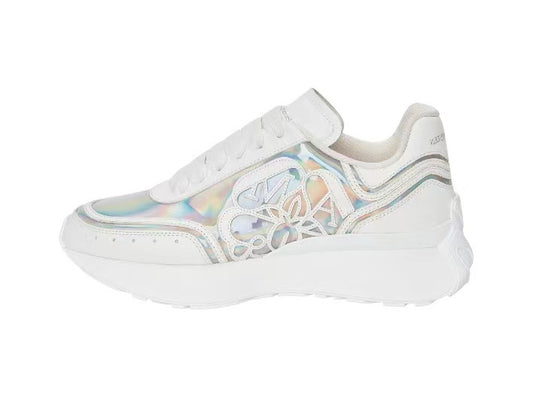 Alexander Mcqueen Women's Sprint Runner in White/silver