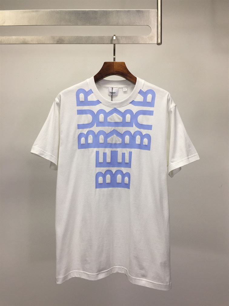 BURBERRY LOGO PRINT COTTON OVERSIZED T-SHIRT IN WHITE/BLUE – BRS005