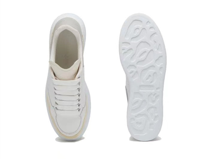 Alexander Mcqueen Women's Oversized Sneaker in White/vanilla/cement