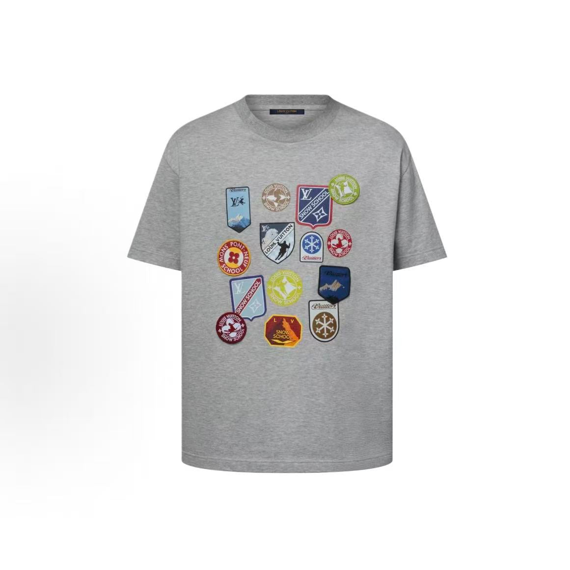 LOUIS VUITTON SS26 Men's SKI Skiing Collection Round-neck Short-Sleeve T-Shirt (Men's Style) with Logo Patch