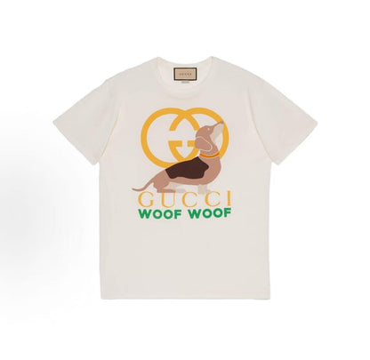 GUCCI - Loose round-neck short-sleeved T-shirt with puppy letter pattern and drop shoulder sleeves, SS23, women's style, beige color.