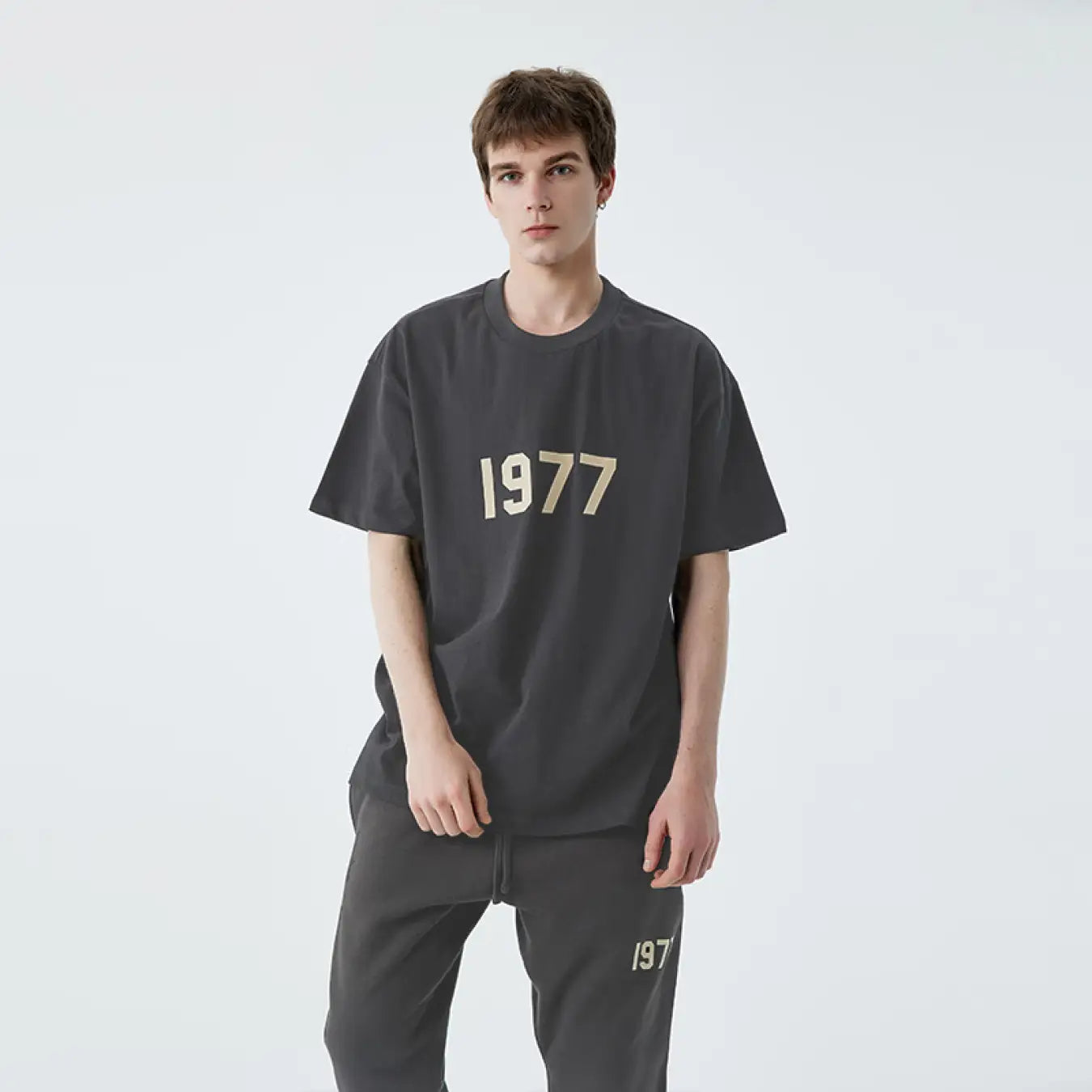 FOG Fear of God 22 Reunion Line 1977 short -sleeved Essentials casual T -shirt Black